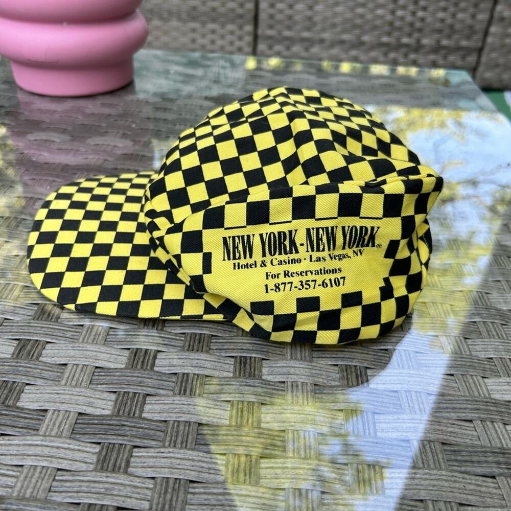 Vintage Snapback New York Hotel & Casino Yellow/Black Checkered Hat